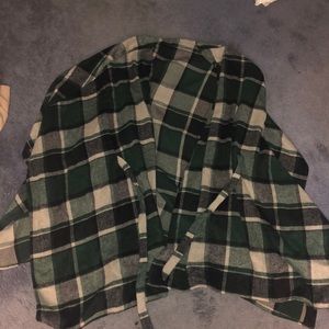 Peach Love Green flannel thermal poncho with belt